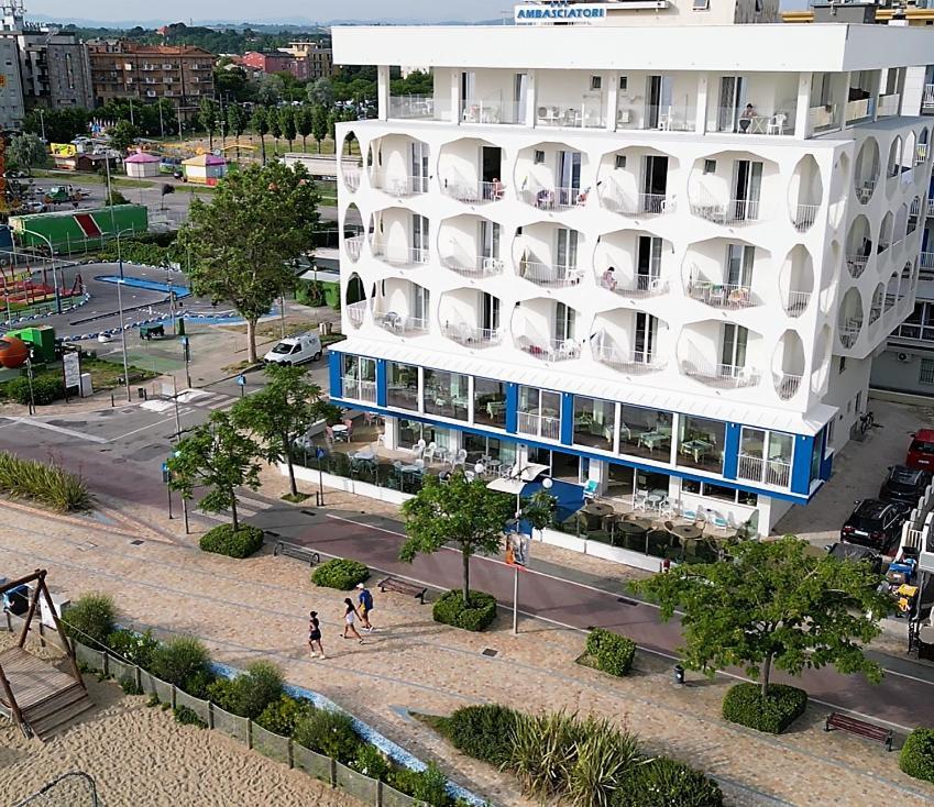 Ambasciatori Hotel - Beach Front -Breakfast Xxl & Brunch Until 12 30Pm มิซาโน อาดรีอาติโก ภายนอก รูปภาพ